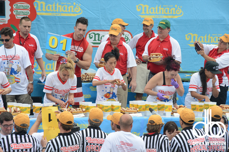 nathans-hot-dog-eating-contest-31.JPG