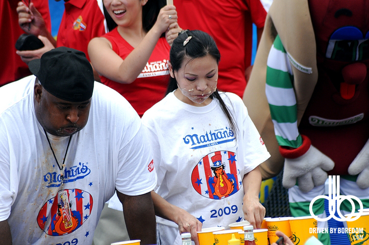 nathans-famous-hot-dog-eating-contest-1070.JPG