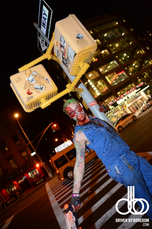 new-york-zombie-crawl-145.JPG