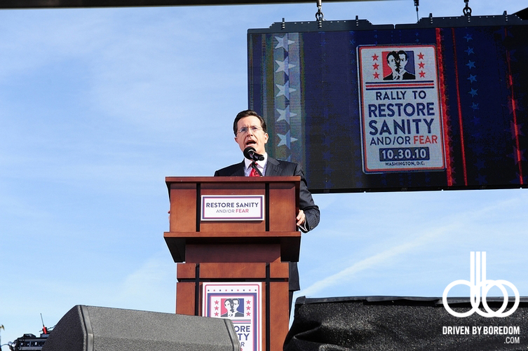 rally-to-restore-sanity-and-or-fear-580.JPG